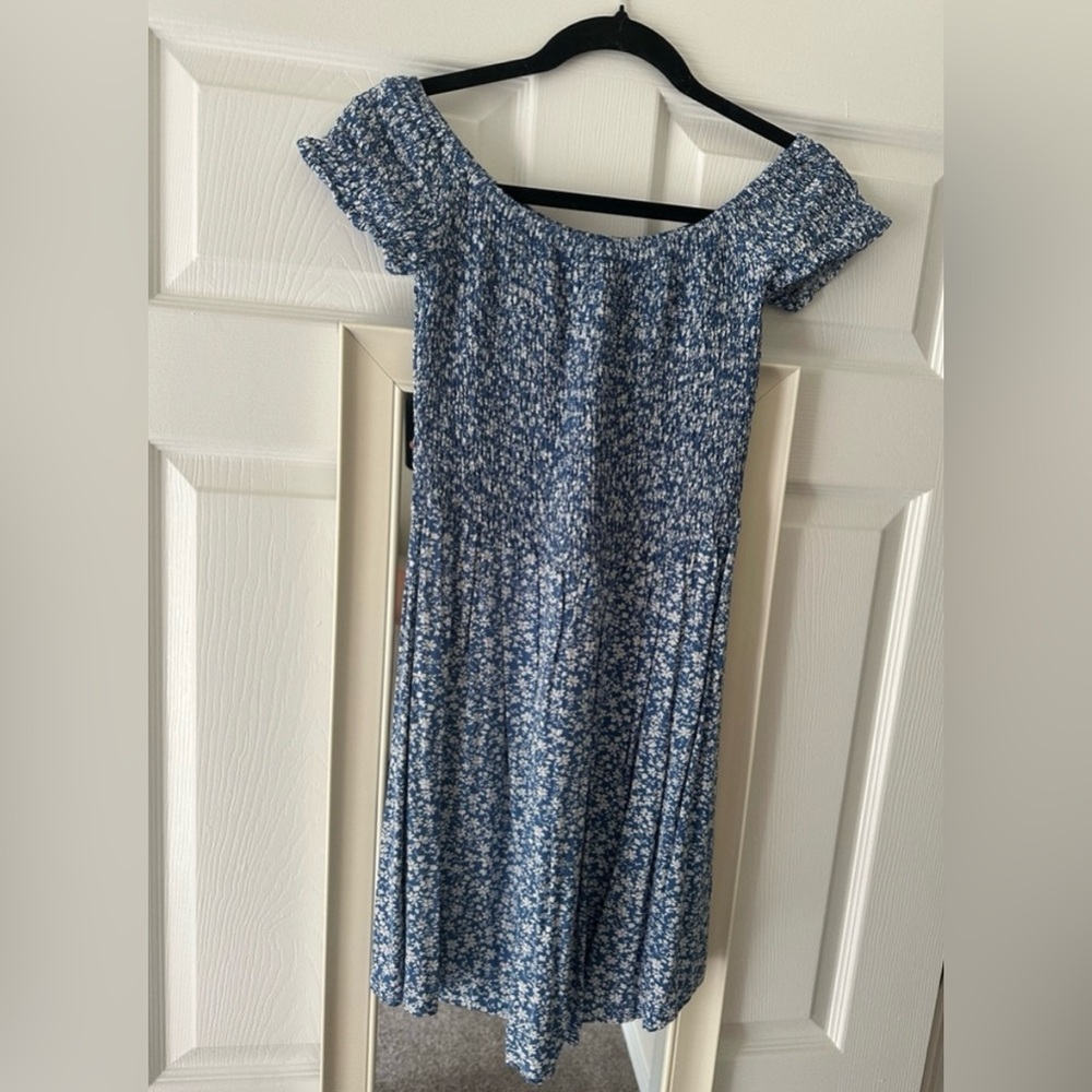 SHEIN Blue and White Floral Top